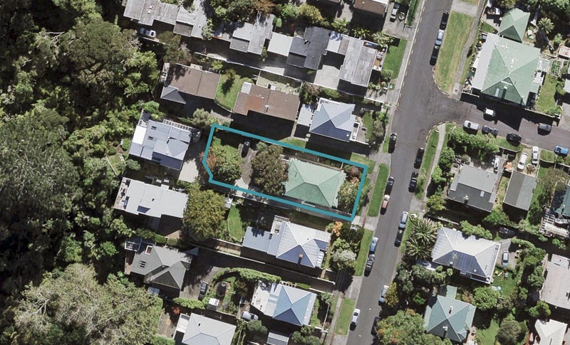 51 Rawene Road, Birkenhead, Auckland - Carousel 1