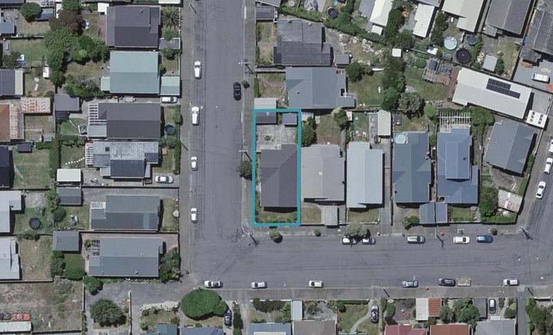 11 Puru Crescent, Lyall Bay, Wellington - Carousel 1