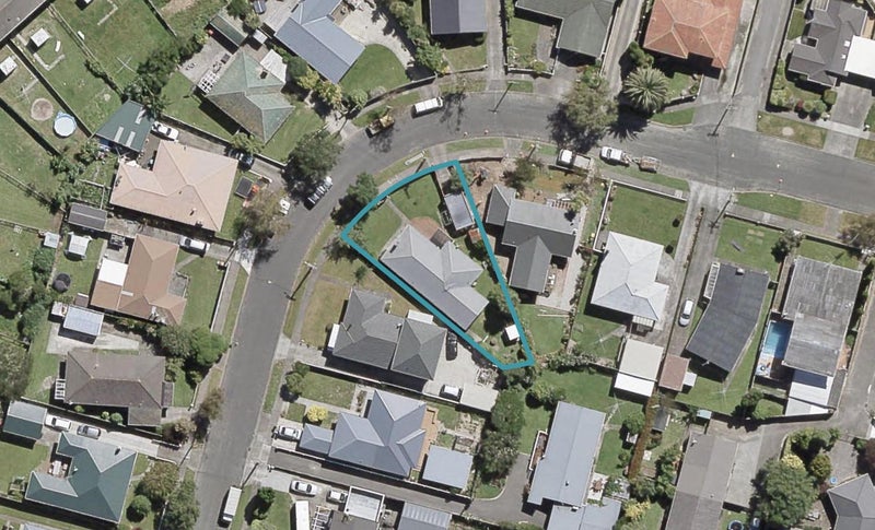 59 Garden Road, Avalon, Lower Hutt - Carousel 1