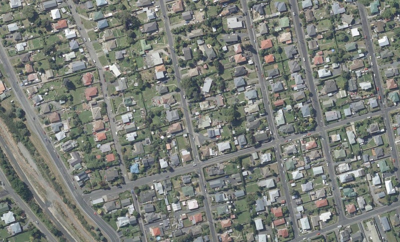 19 Teignmouth Street, Abbotsford, Dunedin - Carousel 1