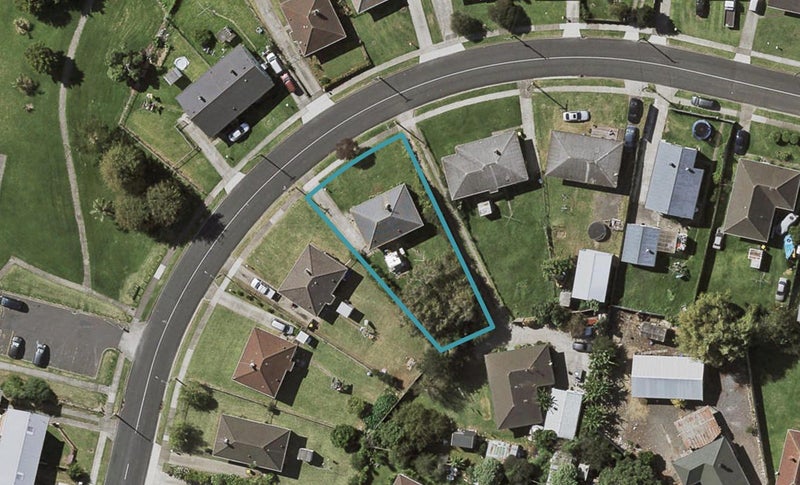 25 Pearl Baker Drive, Otara, Auckland - Carousel 1