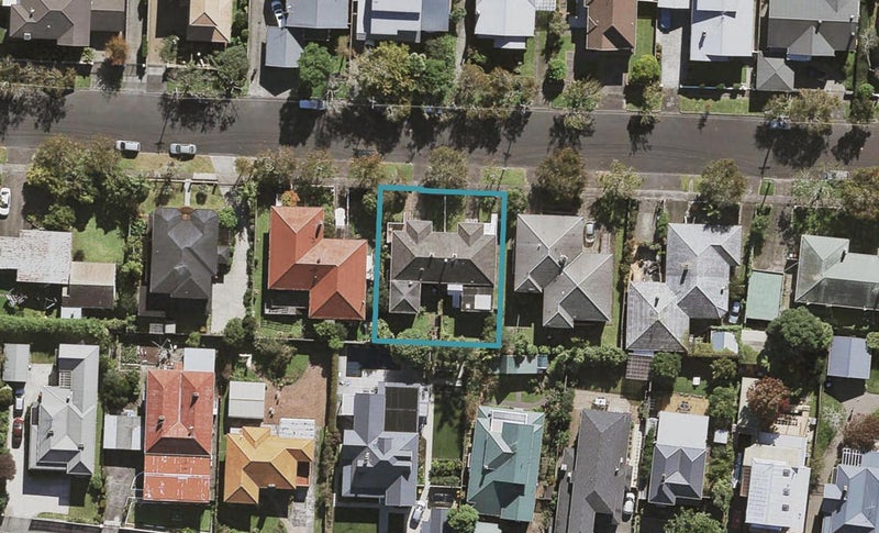 11 Halifax Avenue, Epsom, Auckland - Carousel 1