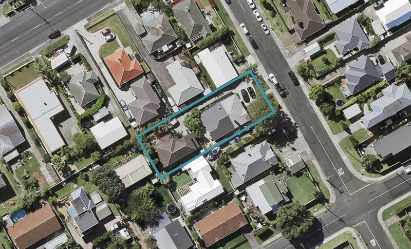 1/1 Birkley Road, Bayswater, Auckland - Carousel 1