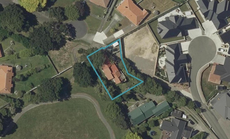 21 Wharenui Terrace, Roslyn, Palmerston North - Carousel 1