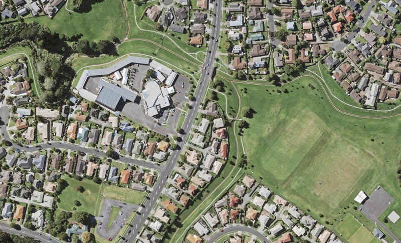 172 Botany Road, Botany Downs, Auckland - Carousel 1