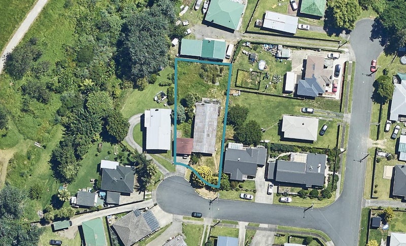 7 Rauhea Street, Brookfield, Tauranga - Carousel 1