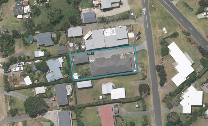 28 Cheviot Street, Mangawhai Heads, Mangawhai - Carousel 1
