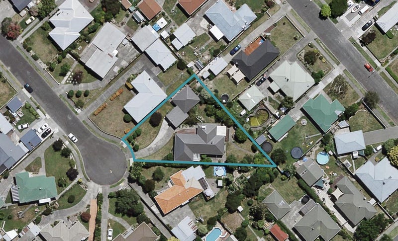 10 Keats Avenue, Onekawa, Napier - Carousel 1