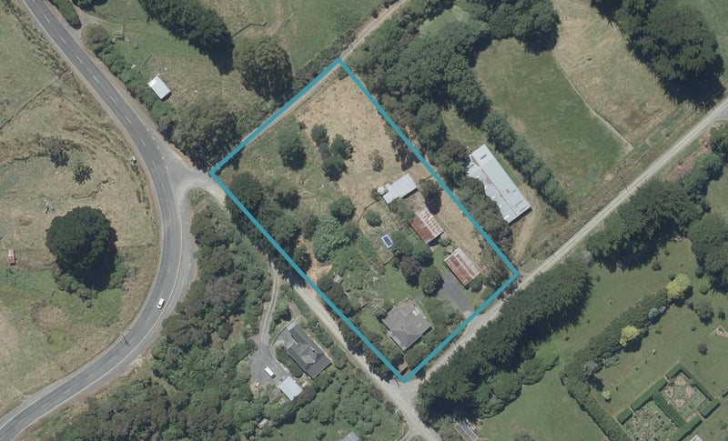 3 Corsall Street, Upper Junction, Waitati - Carousel 1