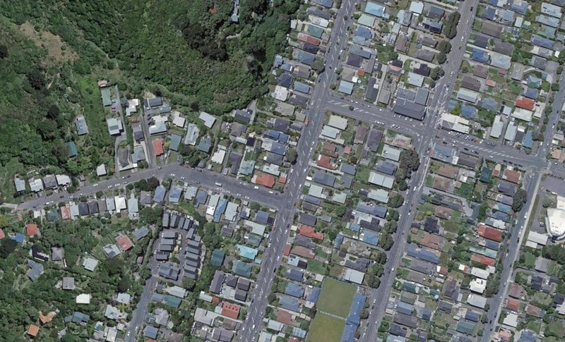 58 Derwent Street, Island Bay, Wellington - Carousel 1