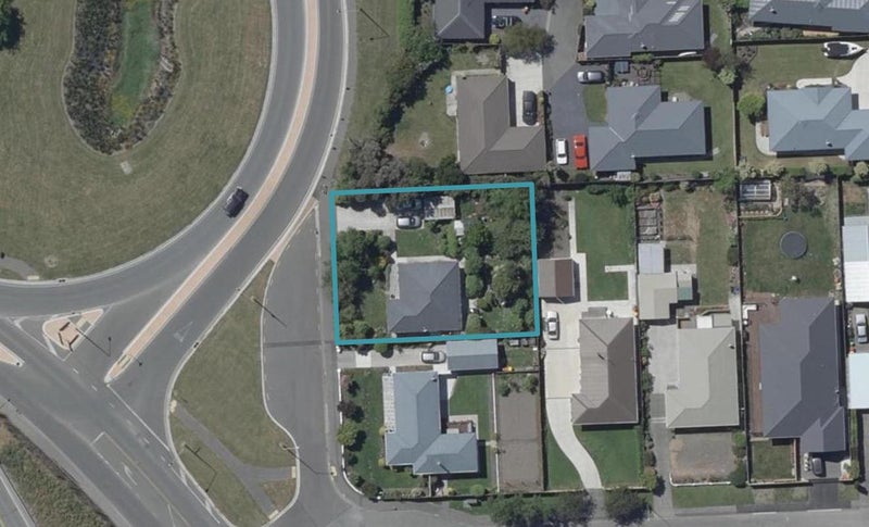 3 Scruttons Road, Heathcote Valley, Christchurch - Carousel 1
