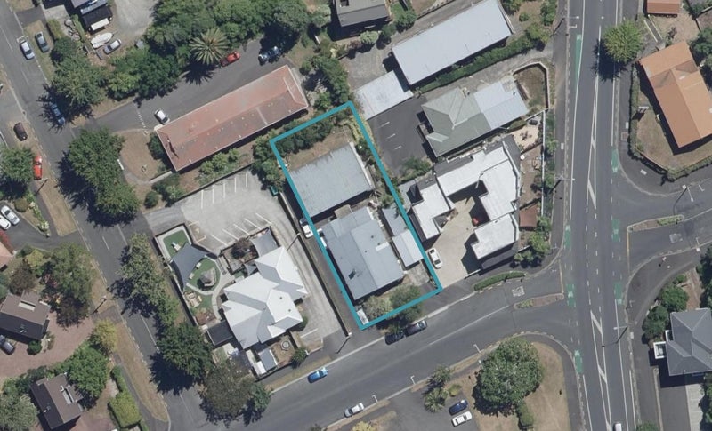 120 Clarence Street, Hamilton Lake, Hamilton - Carousel 1
