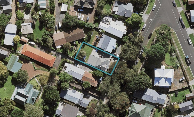 74 Normans Hill Road, Onehunga, Auckland - Carousel 1