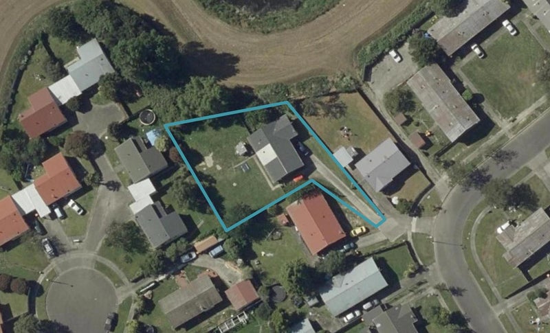 6 Charwell Place, Highbury, Palmerston North - Carousel 1