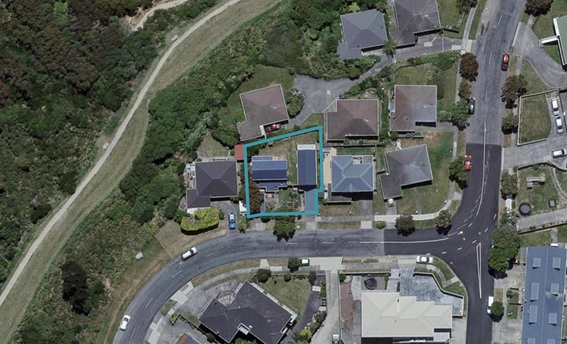 75 Kaikoura Street, Maupuia, Wellington - Carousel 1