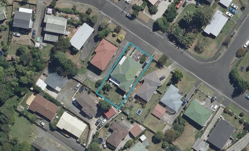 39 Mitcham Avenue, Forest Lake, Hamilton - Carousel 1