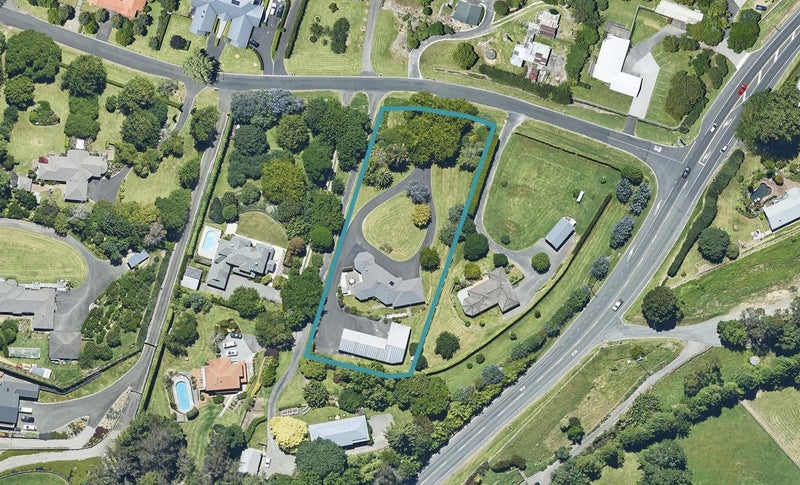 9 Miles Lane, Tauriko, Tauranga - Carousel 1