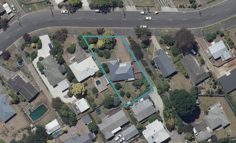 77 Tawa Street, Melville, Hamilton - Carousel 1
