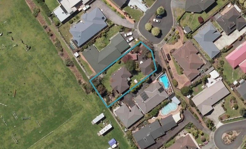 9 Pohutukawa Place, Maunu, Whangarei - Carousel 1