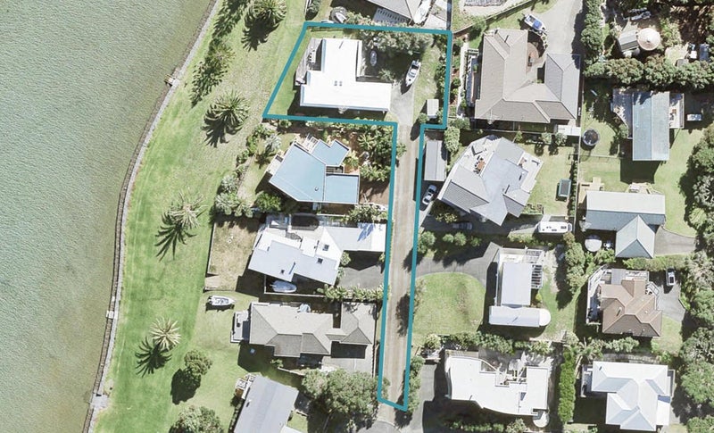 51 North West Anchorage, Warkworth - Carousel 1