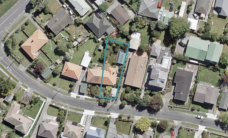 48 Fairfield Avenue, Fairfield, Lower Hutt - Carousel 1