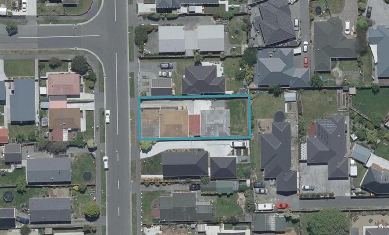 1/8 Lamorna Road, Parklands, Christchurch - Carousel 1