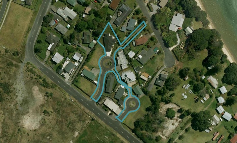 12 Graham Street, One Tree Point, Whangārei - Carousel 1