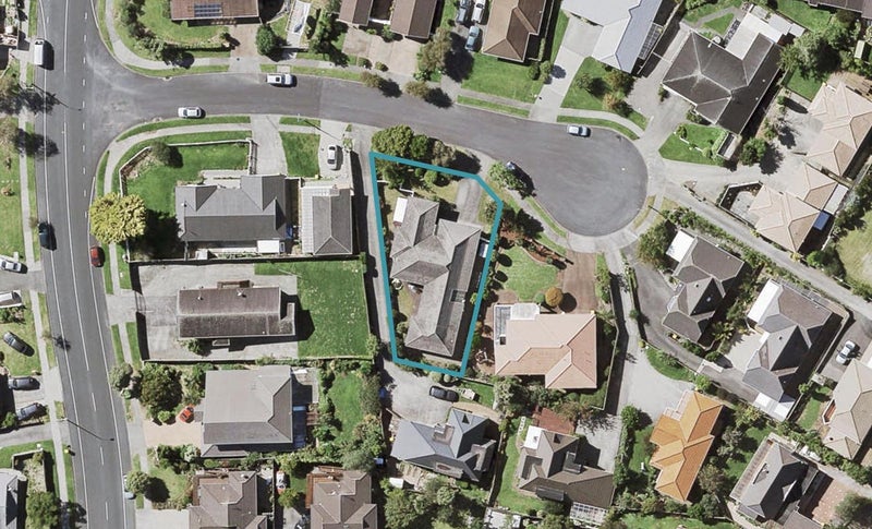 5 Veagh Place, Highland Park, Auckland - Carousel 1