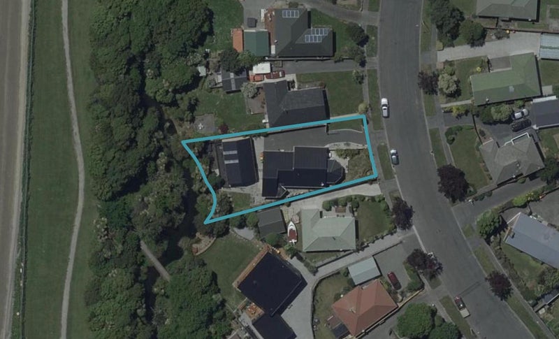 120 Warren Crescent, Hillmorton, Christchurch - Carousel 1
