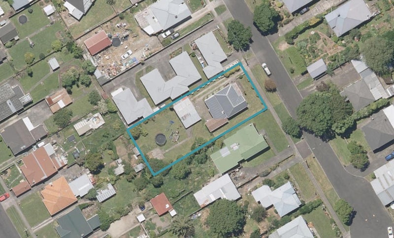 22 White Street, Whanganui East, Whanganui - Carousel 1