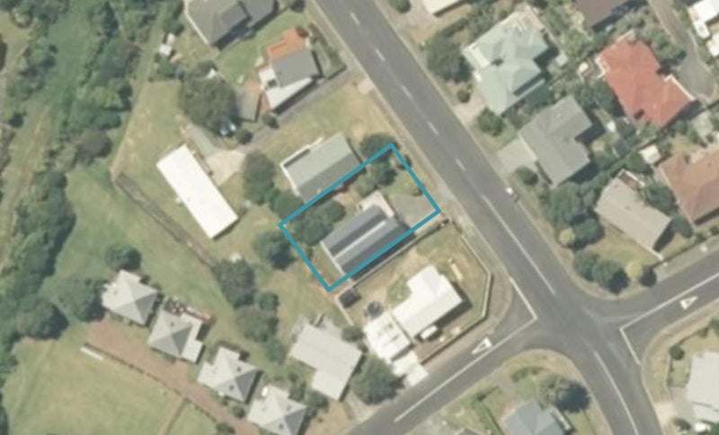 242 Onemana Drive, Onemana, Whangamatā - Carousel 1