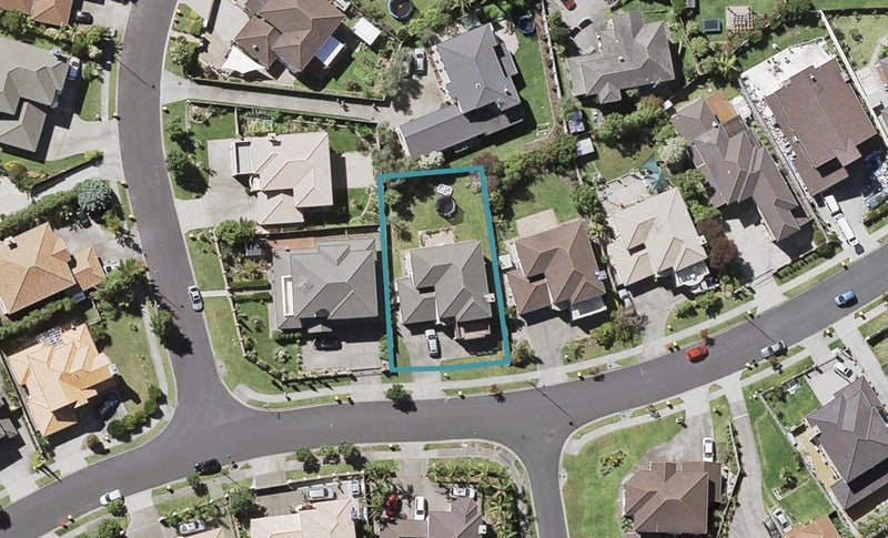 99 Killybegs Drive, Pinehill, Auckland - Carousel 1