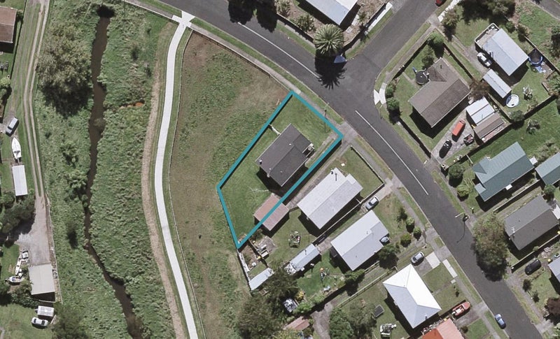 53 Endeavour Street, Marfell, New Plymouth - Carousel 1