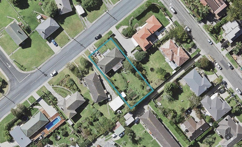 29 Montgomery Avenue, Belmont, Auckland - Carousel 1