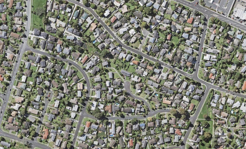 2/16 Sirius Place, Botany Downs, Auckland - Carousel 1