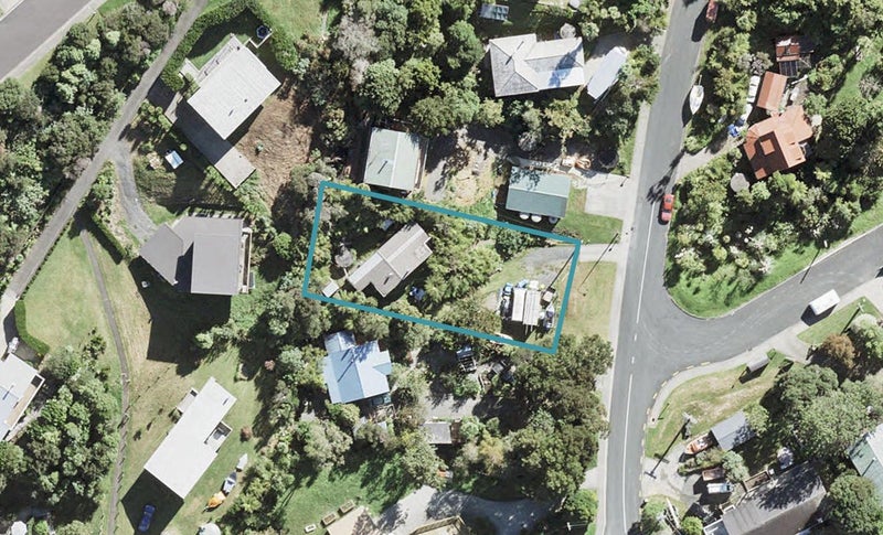 55 Stillwater Crescent, Stillwater, Silverdale - Carousel 1
