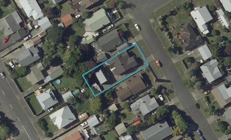 34 Burns Avenue, Takaro, Palmerston North - Carousel 1
