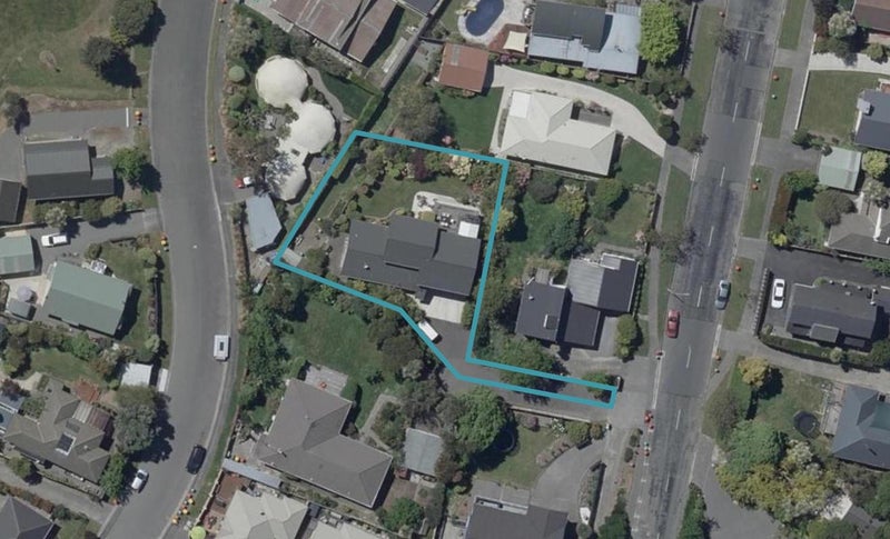 14 Soleares Avenue, Mount Pleasant, Christchurch - Carousel 1