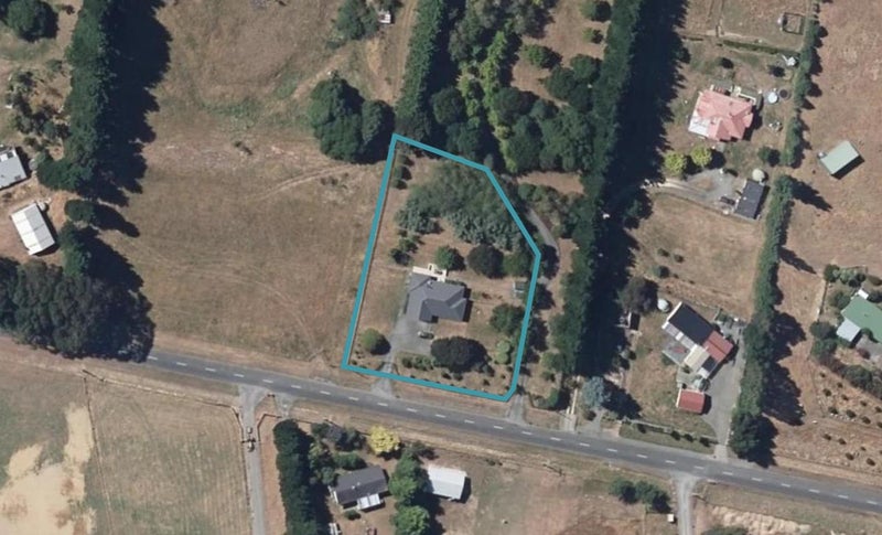 190 Mikimiki Road, Masterton - Carousel 1