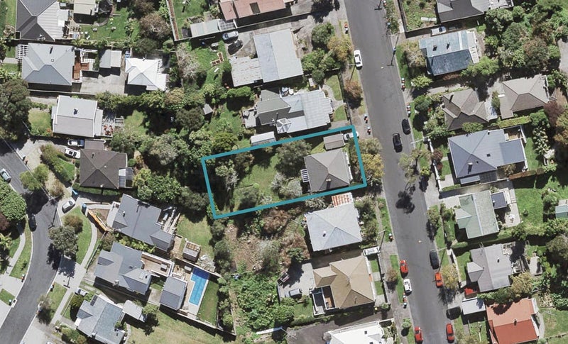 44 Mountain View Road, Morningside, Auckland - Carousel 1