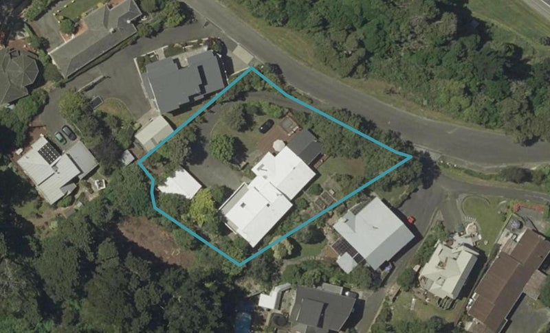9 Mountain View Road, Fitzherbert, Palmerston North - Carousel 1