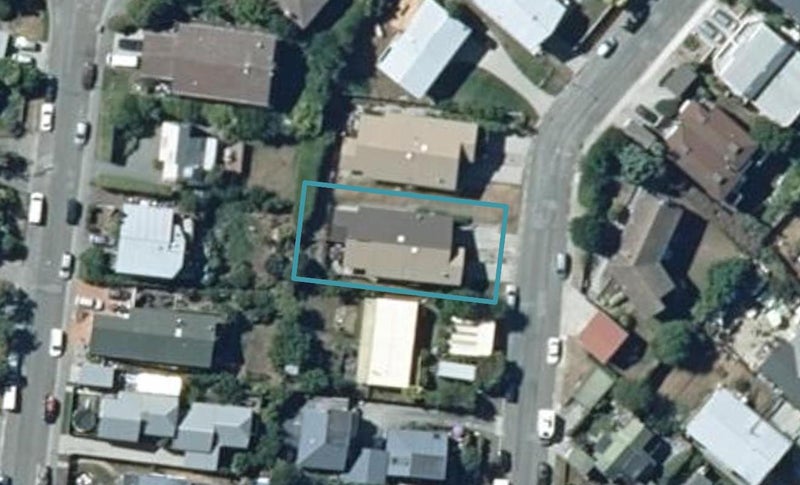 16B Wynyard Crescent, Fernhill, Queenstown - Carousel 1