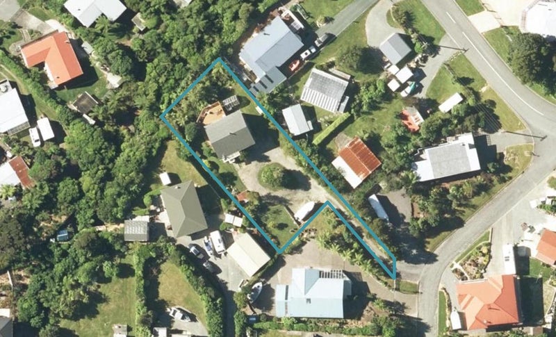 15 Field Terrace, OKIWI BAY, FRENCH PASS - Carousel 1