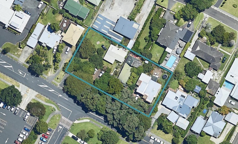 17 Ninth Avenue, Tauranga, Tauranga - Carousel 1