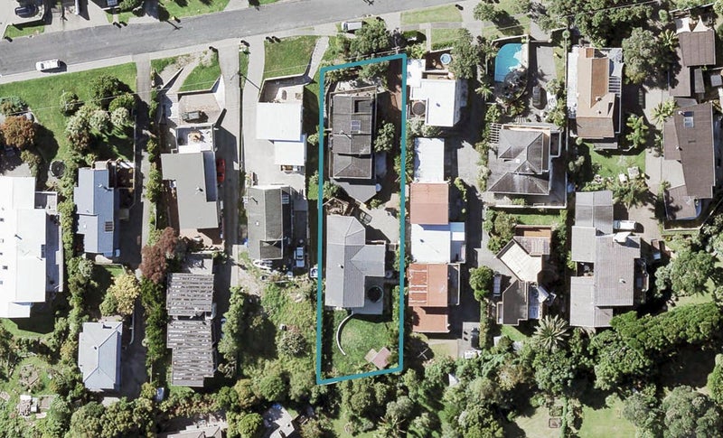 1/39 Masterton Road, Rothesay Bay, Auckland - Carousel 1