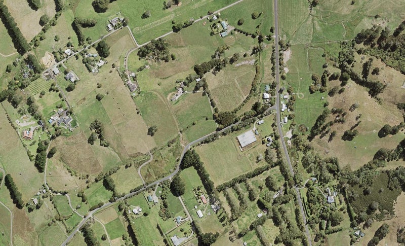18 Annett Road, Kumeu - Carousel 1