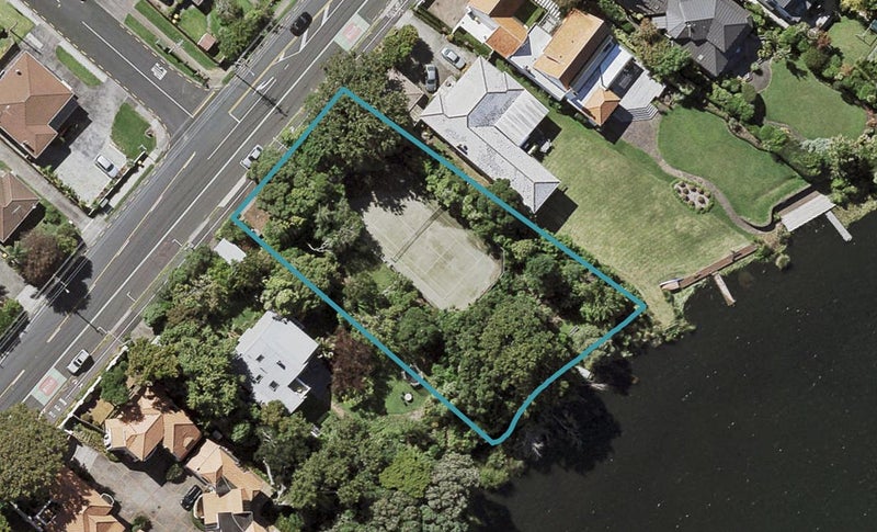 68 Shakespeare Road, Milford, Auckland - Carousel 1