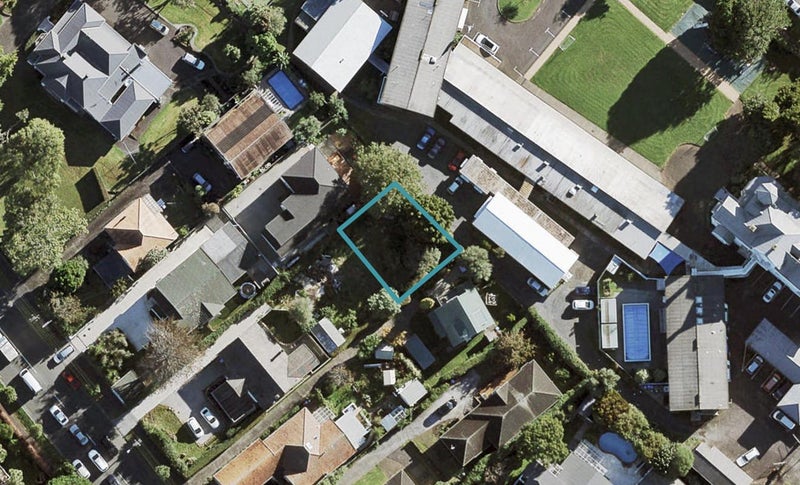10B Richardson Road, Mount Albert, Auckland - Carousel 1