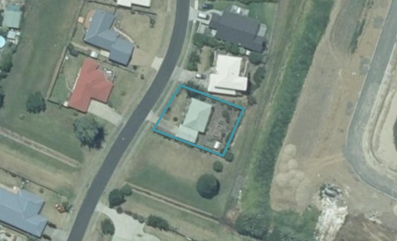 8 Protea Crescent, Whitianga, Whitianga - Carousel 1