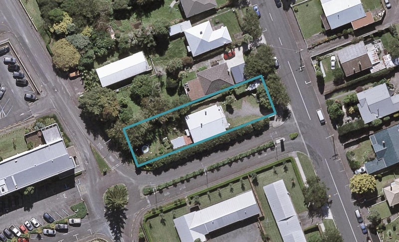 29 David Street, Westown, New Plymouth - Carousel 1